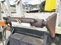 三菱ふそうファイター穴掘建柱車中型（4t）[写真17]