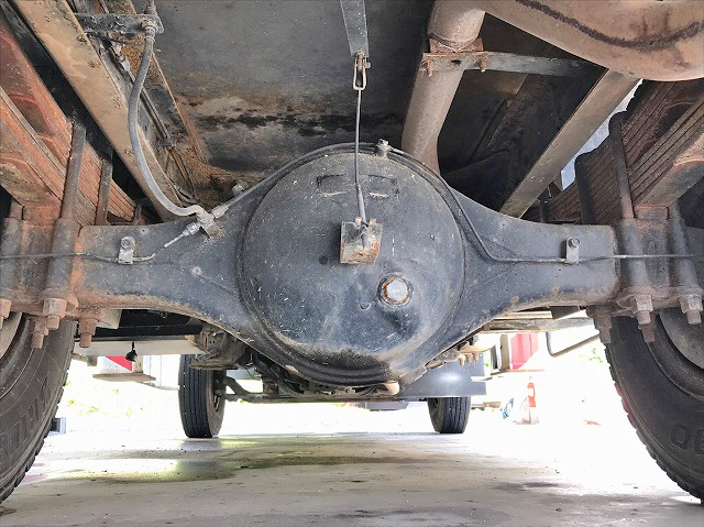 三菱ふそうファイター穴掘建柱車中型（4t）[写真23]