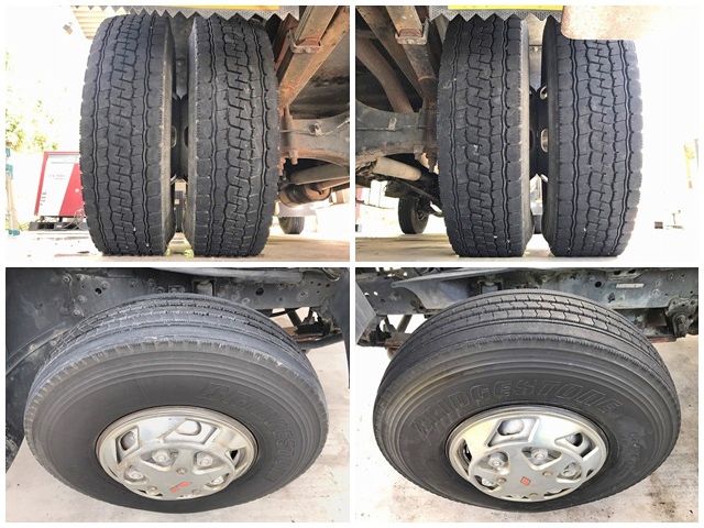 三菱ふそうファイター穴掘建柱車中型（4t）[写真24]