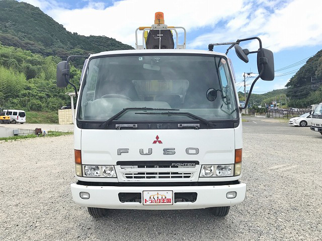三菱ふそうファイター穴掘建柱車中型（4t）[写真09]