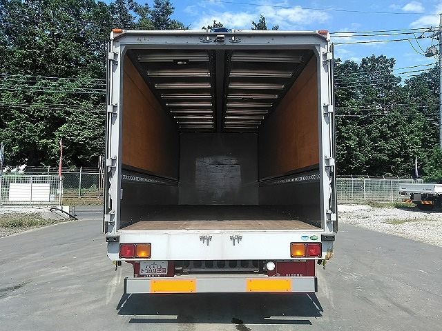 いすゞフォワードアルミウイング中型（4t）[写真11]