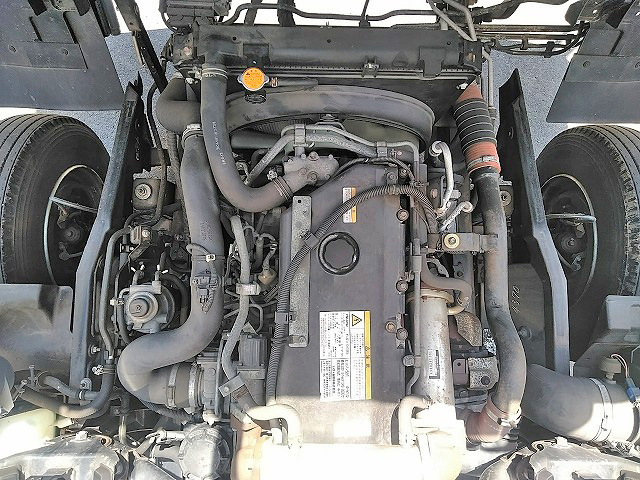 いすゞフォワードアルミウイング中型（4t）[写真24]