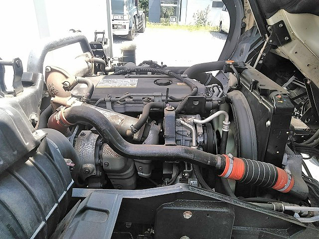 いすゞフォワードアルミウイング中型（4t）[写真25]