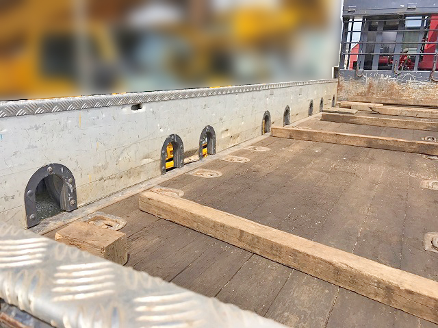 日野レンジャーユニック5段増トン（6t・8t）[写真10]