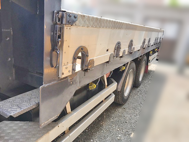 日野レンジャーユニック5段増トン（6t・8t）[写真15]