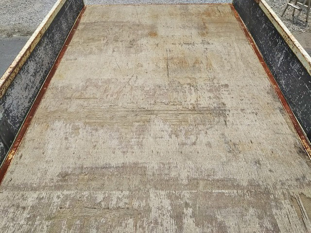 いすゞエルフ平ボディ小型（2t・3t）[写真14]