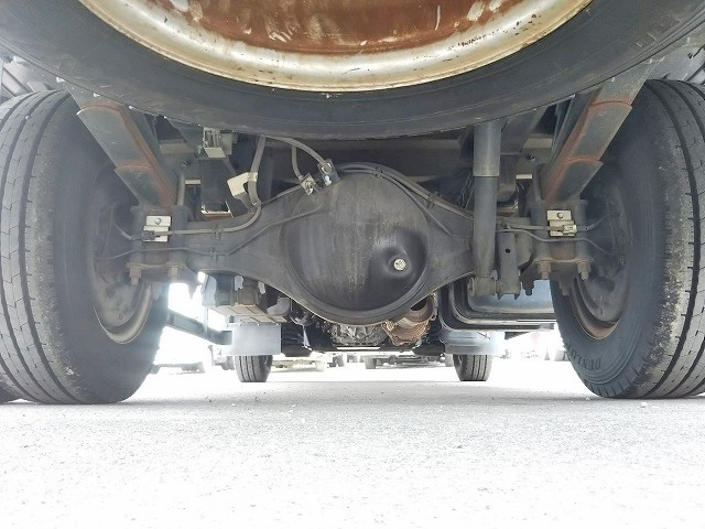 いすゞエルフ平ボディ小型（2t・3t）[写真23]