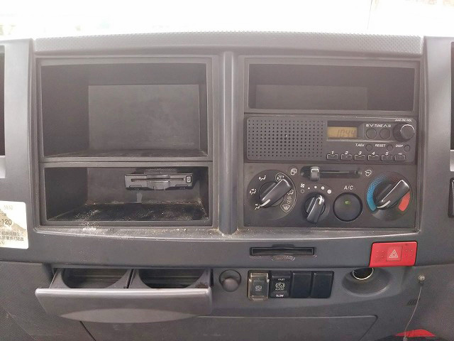 いすゞエルフ平ボディ小型（2t・3t）[写真38]