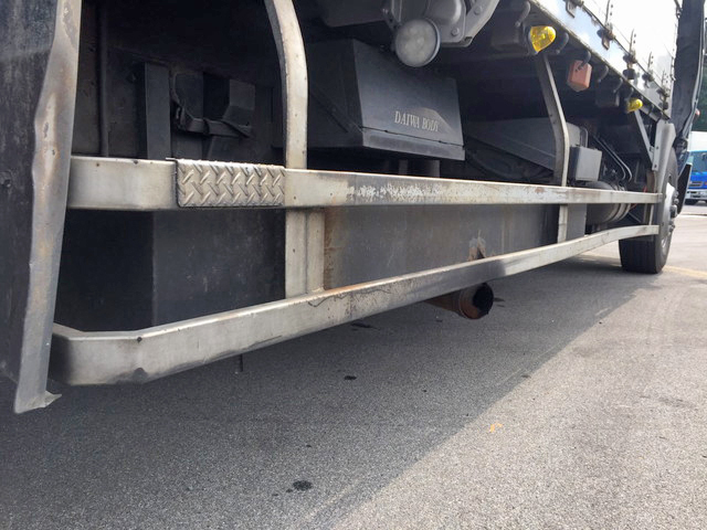 日野プロフィアアルミブロック大型（10t）[写真17]