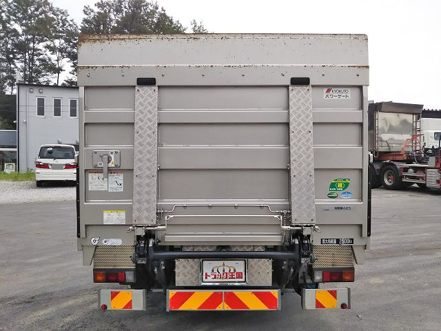 三菱ふそうキャンターユニック4段小型（2t・3t）[写真11]