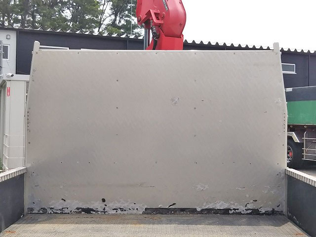 三菱ふそうキャンターユニック4段小型（2t・3t）[写真14]