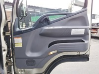 三菱ふそうキャンターユニック4段小型（2t・3t）[写真30]