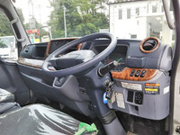 三菱ふそうキャンターユニック4段小型（2t・3t）[写真33]