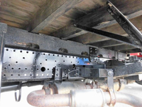 いすゞフォワードユニック4段中型（4t）[写真08]