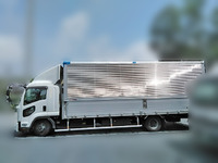 いすゞフォワードアルミウイング中型（4t）[写真04]