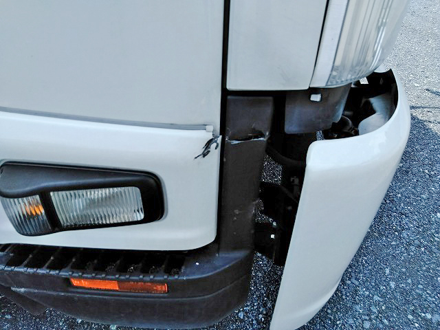 いすゞフォワードアルミウイング中型（4t）[写真05]