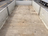 日野レンジャーアルミブロック中型（4t）[写真11]