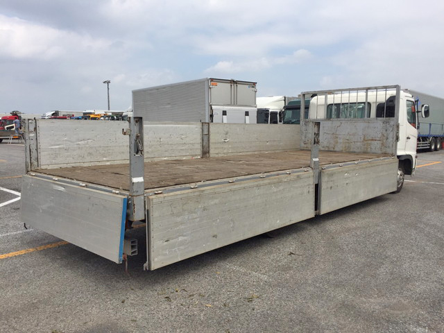 日野レンジャーアルミブロック中型（4t）[写真13]