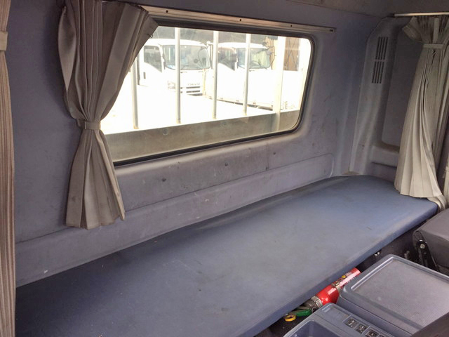 日野レンジャーアルミブロック中型（4t）[写真31]