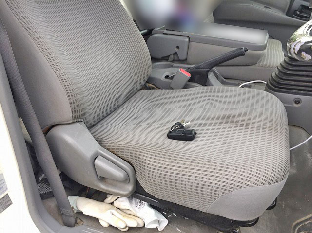 トヨタダイナ平ボディ小型（2t・3t）[写真20]