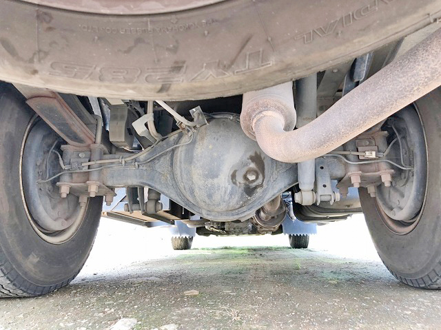 いすゞエルフユニック4段小型（2t・3t）[写真21]