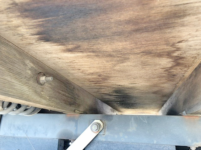 いすゞエルフユニック4段小型（2t・3t）[写真23]