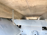 いすゞエルフユニック4段小型（2t・3t）[写真24]