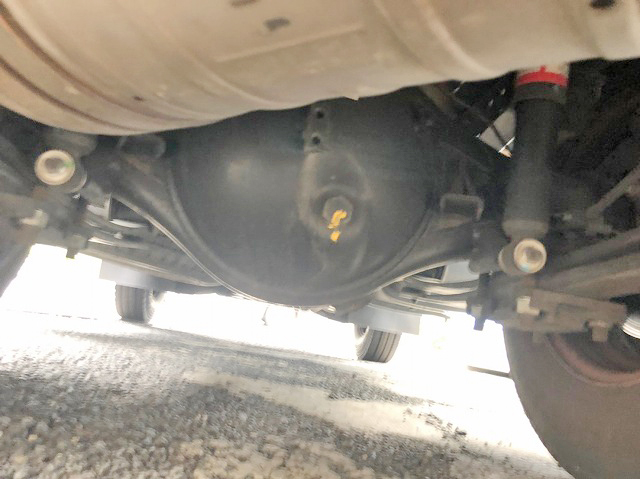 三菱ふそうキャンター平ボディ小型（2t・3t）[写真12]