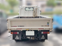 三菱ふそうキャンター平ボディ小型（2t・3t）[写真08]