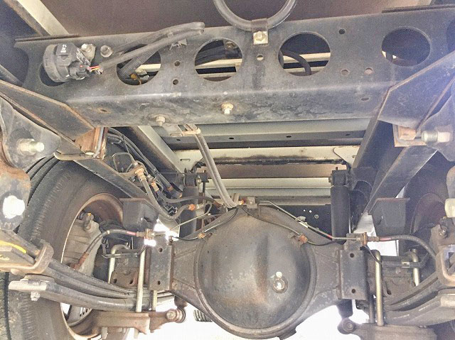 日野デュトロ平ボディ小型（2t・3t）[写真13]