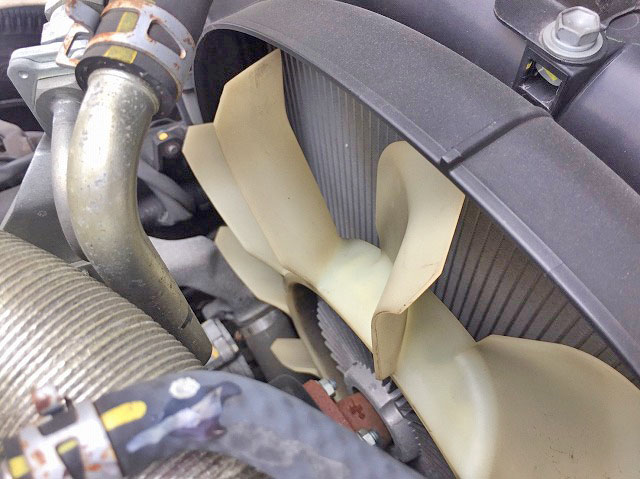 日野デュトロ平ボディ小型（2t・3t）[写真15]