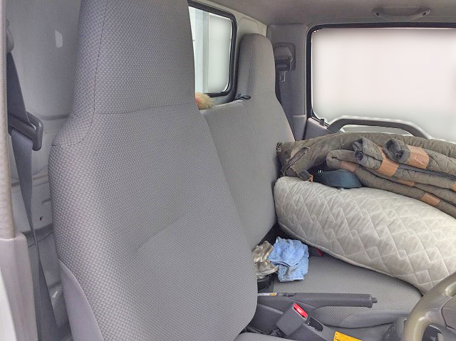 日野デュトロ平ボディ小型（2t・3t）[写真19]