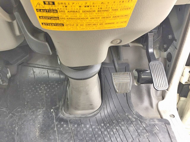 日野デュトロ平ボディ小型（2t・3t）[写真24]