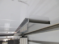 三菱ふそうキャンター冷凍車（冷蔵車）小型（2t・3t）[写真10]