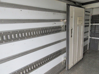 三菱ふそうキャンター冷凍車（冷蔵車）小型（2t・3t）[写真11]