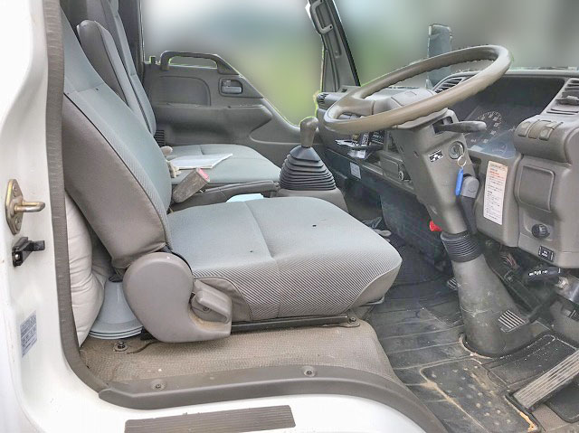 日産アトラスクレーン4段小型（2t・3t）[写真29]