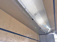 日野プロフィアアルミウイング大型（10t）[写真09]