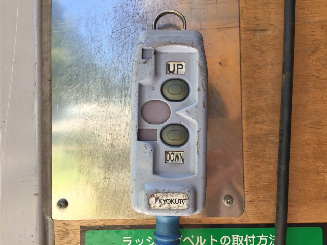 日野デュトロアルミバン小型（2t・3t）[写真13]