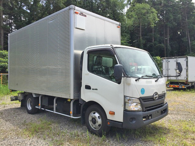 日野デュトロアルミバン小型（2t・3t）[写真03]