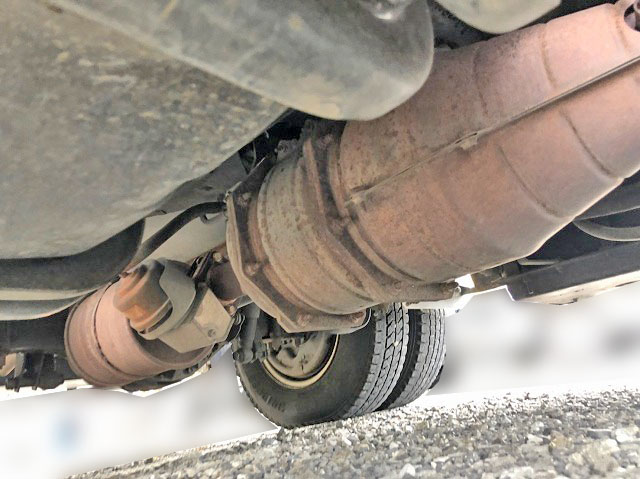 いすゞエルフ高所作業車小型（2t・3t）[写真17]