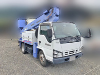 いすゞエルフ高所作業車小型（2t・3t）[写真03]
