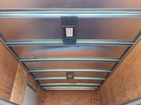 いすゞエルフアルミバン小型（2t・3t）[写真10]