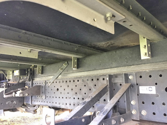 いすゞエルフアルミバン小型（2t・3t）[写真21]