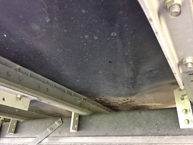 いすゞエルフアルミバン小型（2t・3t）[写真22]