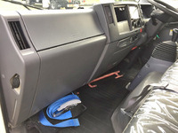 いすゞエルフアルミバン小型（2t・3t）[写真32]