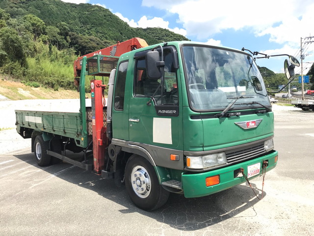 日野レンジャーセルフクレーン3段中型（4t）[写真03]