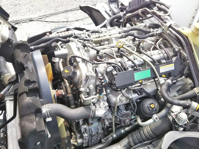 日産アトラスパネルバン小型（2t・3t）[写真24]