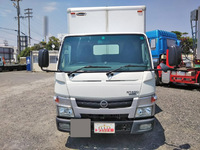 日産アトラスパネルバン小型（2t・3t）[写真09]