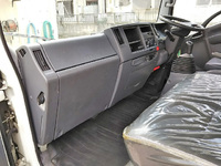 いすゞエルフ平ボディ小型（2t・3t）[写真35]