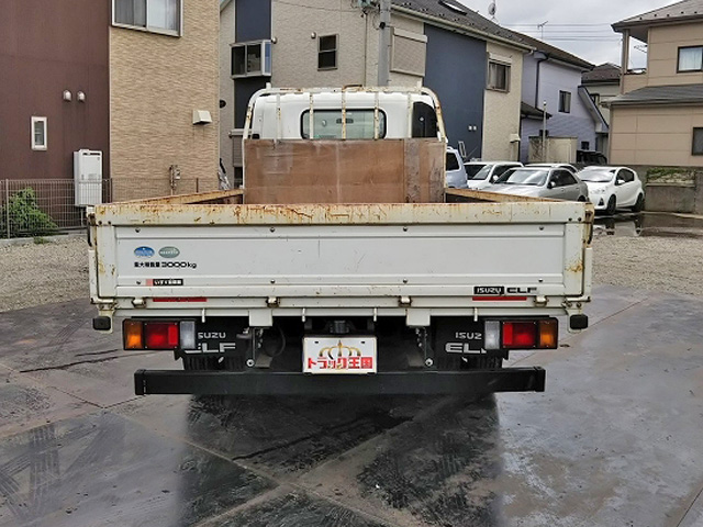 いすゞエルフ平ボディ小型（2t・3t）[写真09]